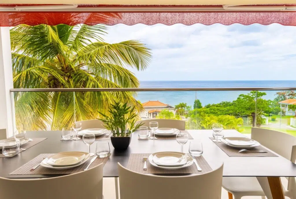 terrasse avec vue mer