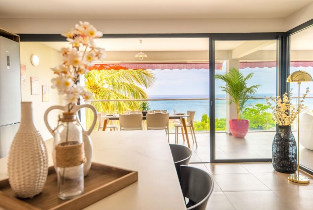 vue mer depuis la cuisine