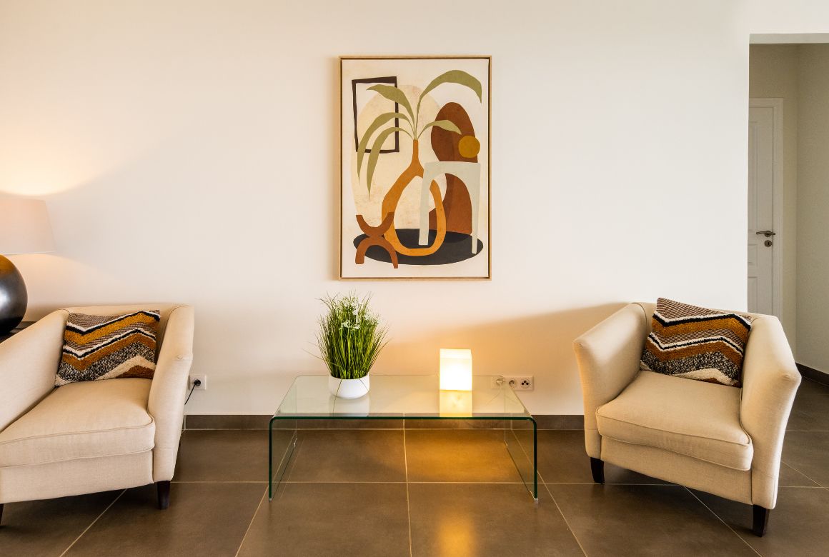 petit salon d'attente à l'entrée de la villa