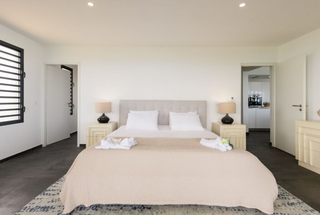 chambre avec lit king size