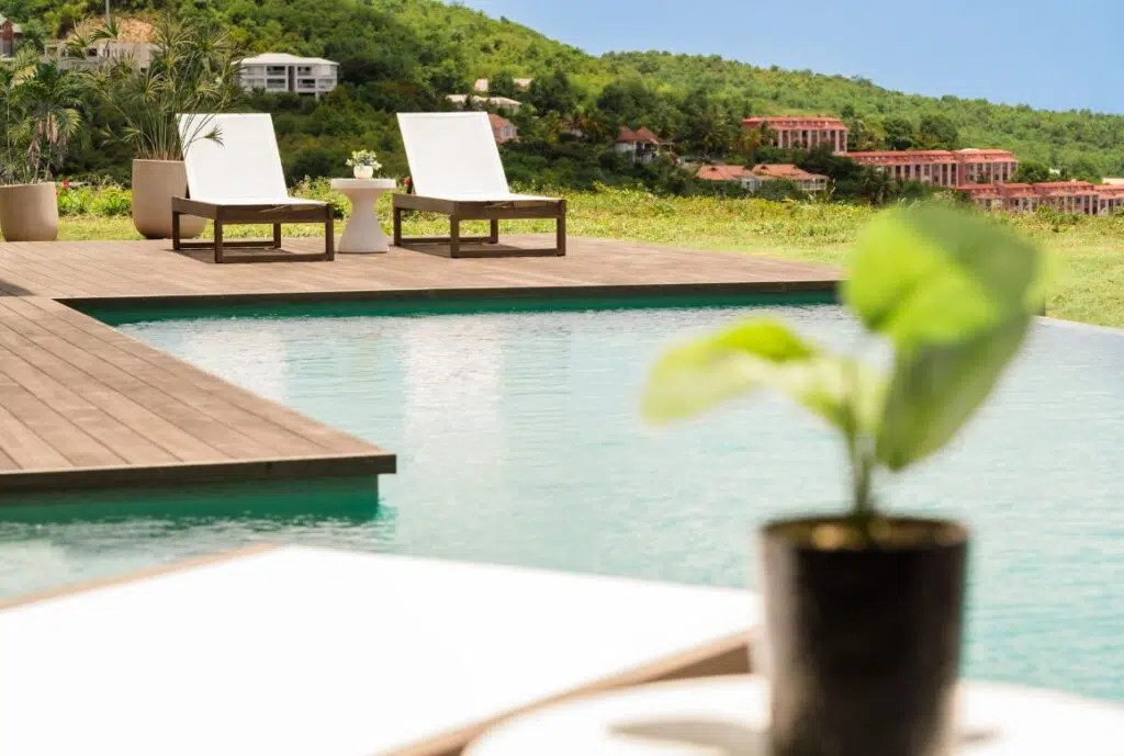 grande piscine de 11x4m