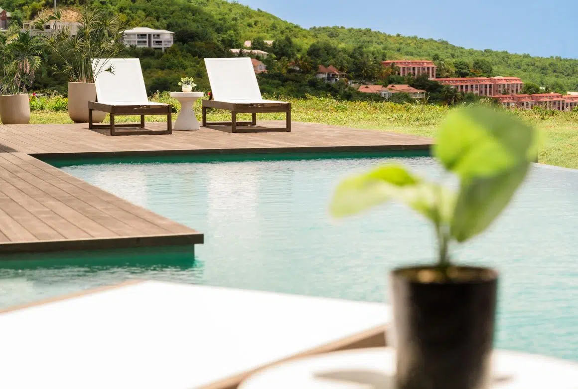 grande piscine de 11x4m